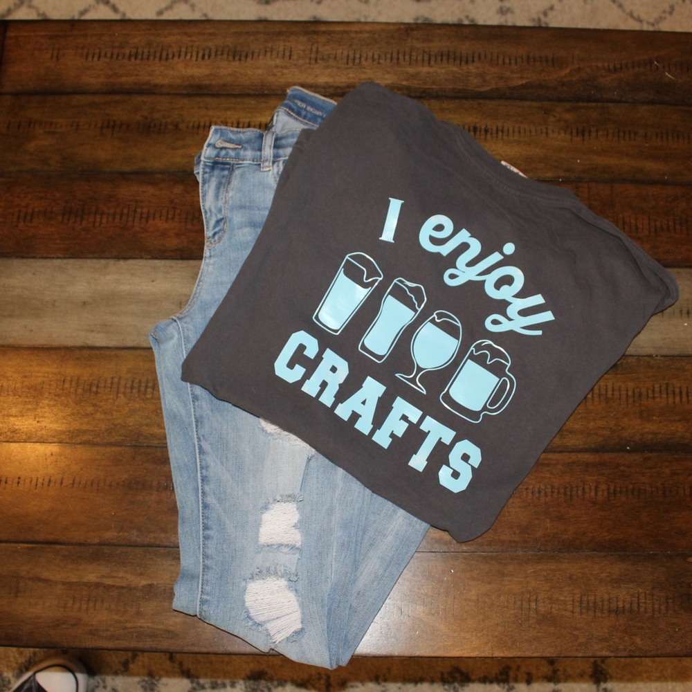 T-Shirts - Picture 7 of 8